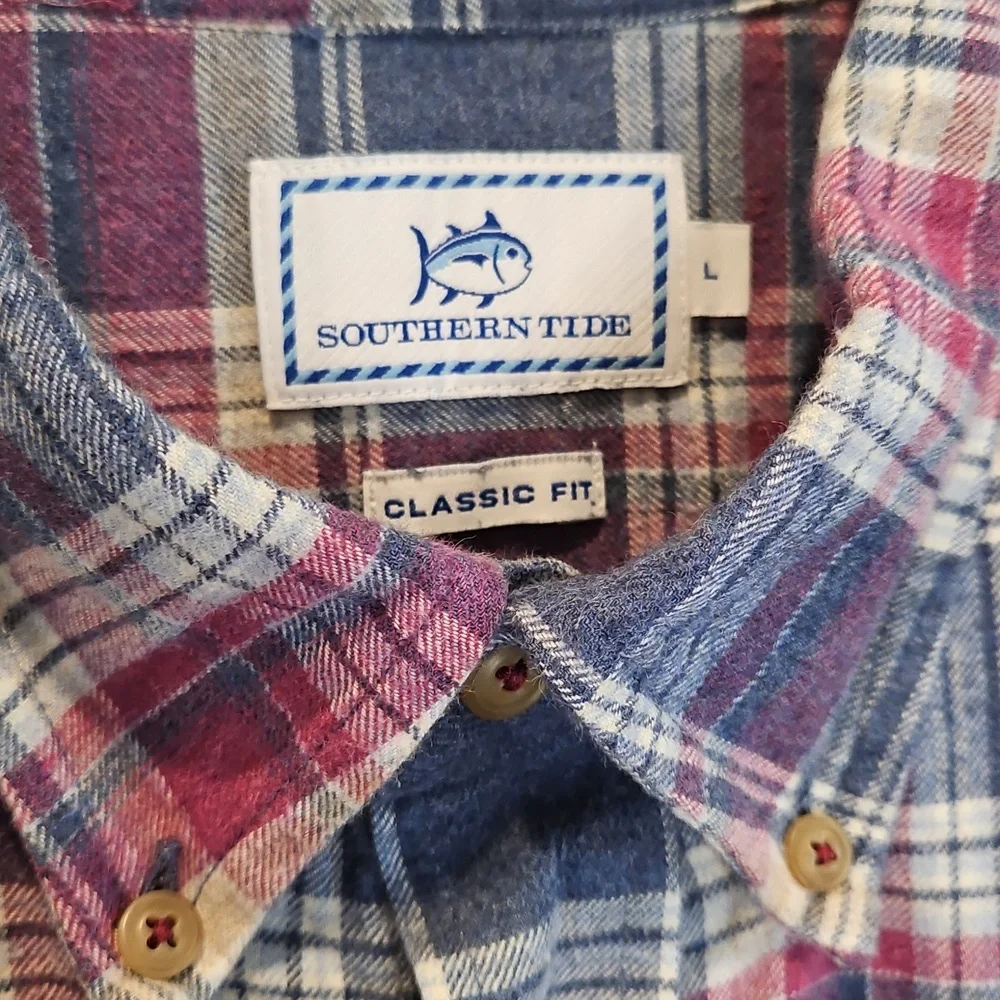 Southern Tide, Classic Fit Button Front, long sleeve shirt, size large - Picture 5 of 10